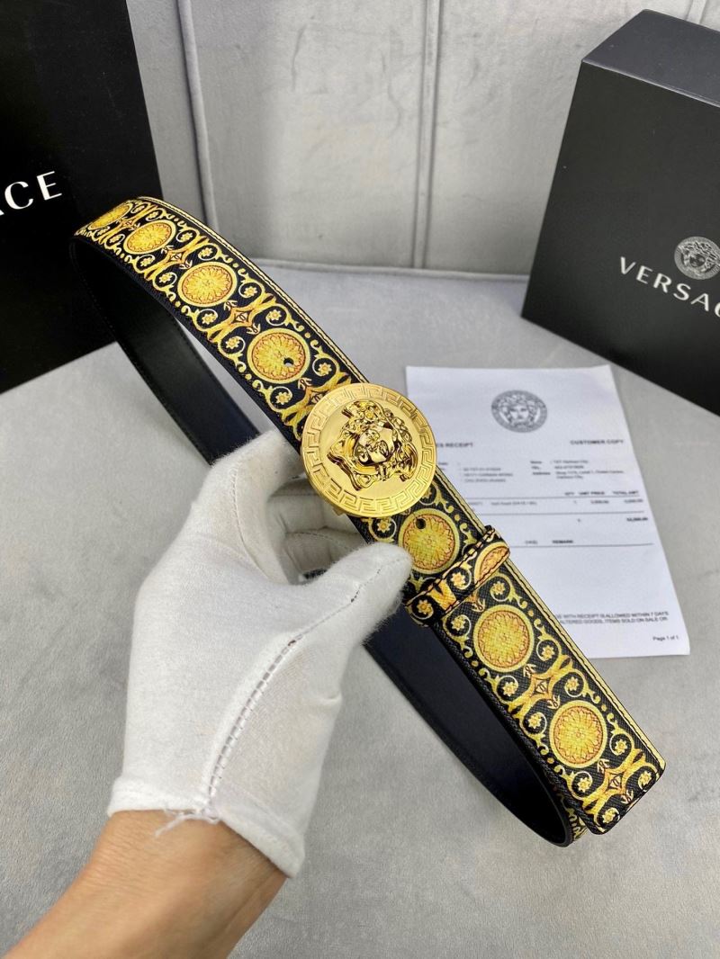 VERSACE